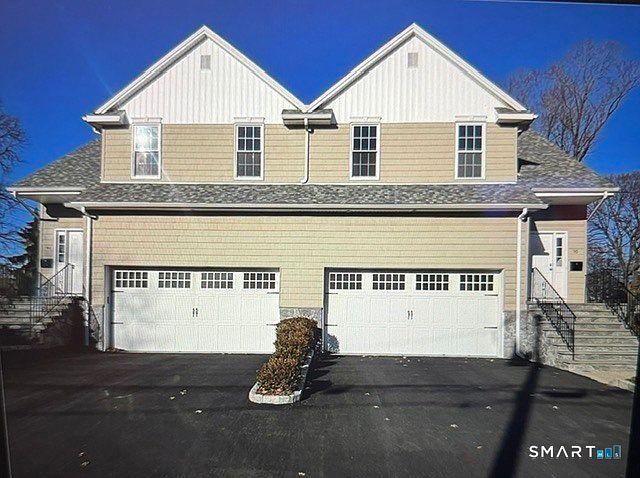 1st image of 40 Corinthian Ave