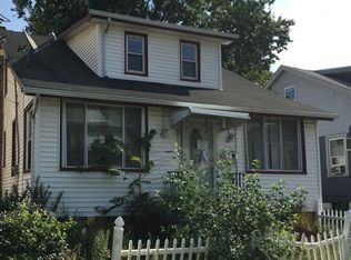 1121 Drake Ave, Roselle, NJ 07203