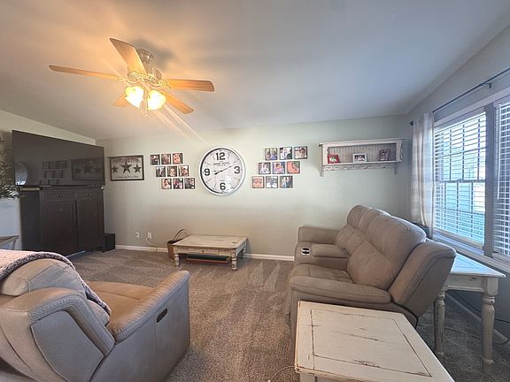 5th image of 1626 Amhurst Way