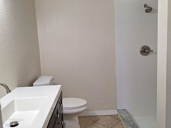 5th image of 3210 India Palm Dr