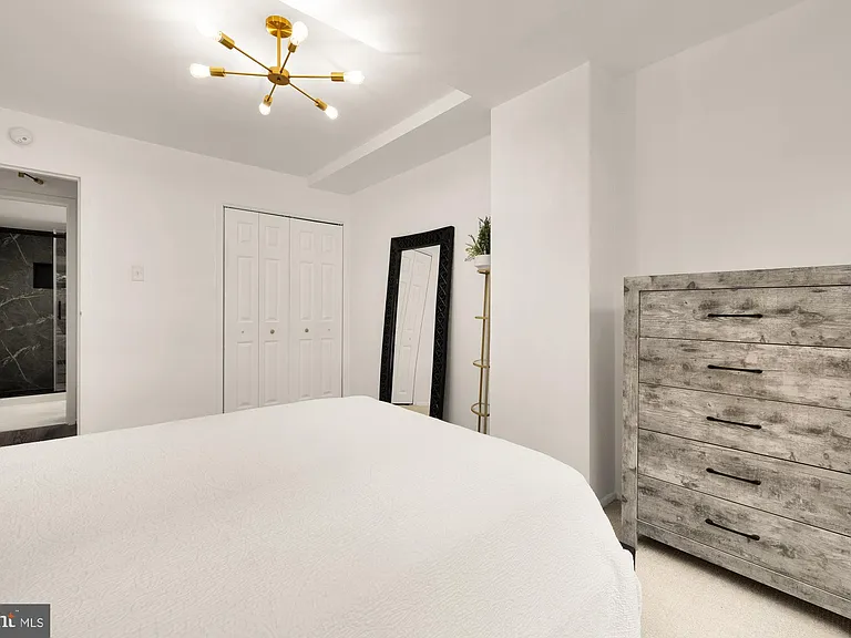 2401 H St NW #209 — Photo 16