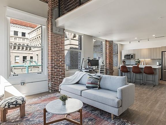 3rd image of 625 Broadway Unit 11247
