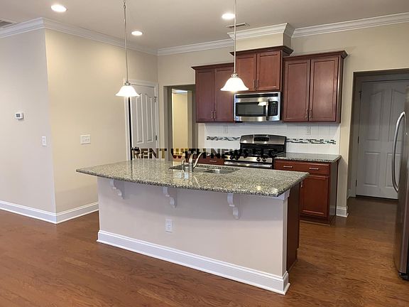 2nd image of 529 Finnbar Dr