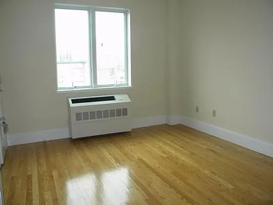Rented by Town Residential | media 14