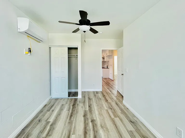 142 E Morgan St #B — Photo 14