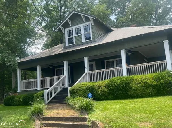204 2nd St SW, Wedowee, AL 36278
