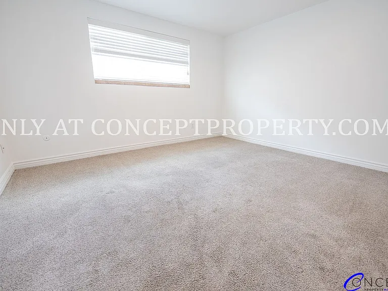 466 E Woodland Ave — Photo 22