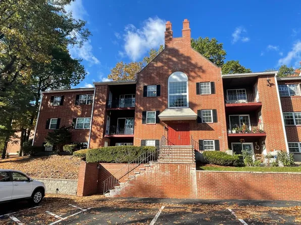 4 Louisburg Square #5, Nashua, NH 03060