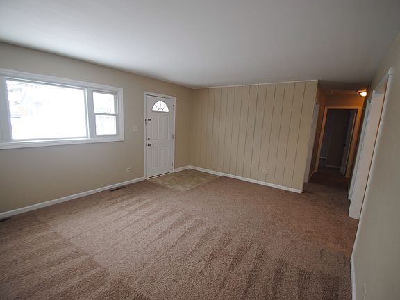 2nd image of 37241 N Fairview Ln