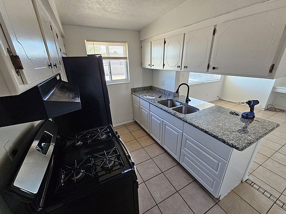 2nd image of 8625 Lupelenes Way