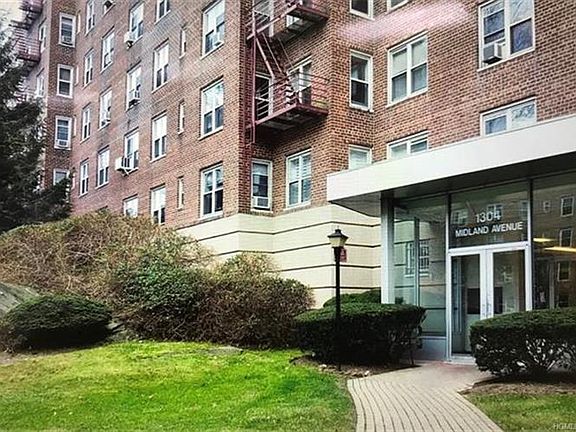 3rd image of 1304 Midland Ave APT A65