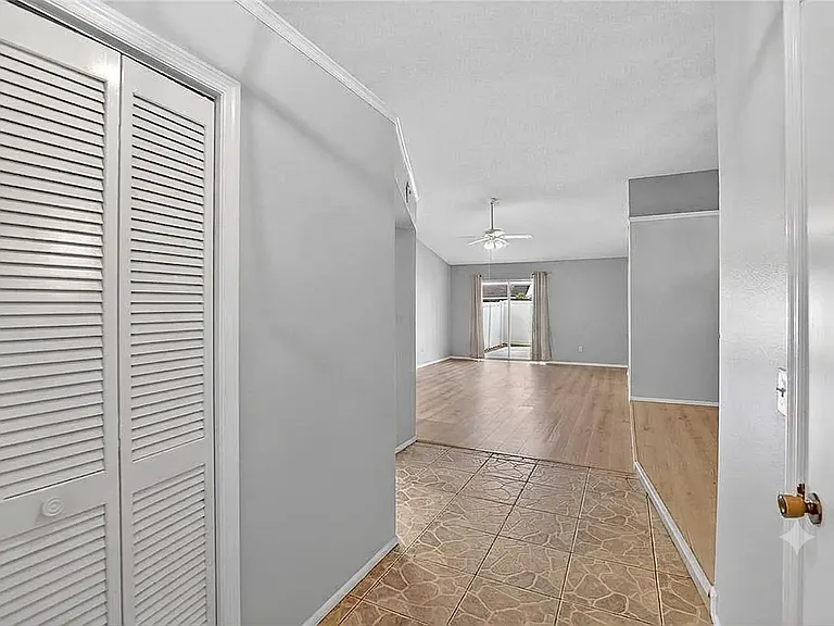 11005 Kenbrook Dr — Photo 9