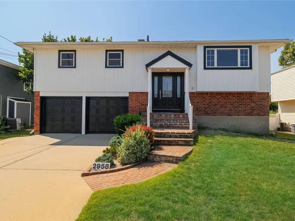 2958 Seaford, Wantagh, NY 11793