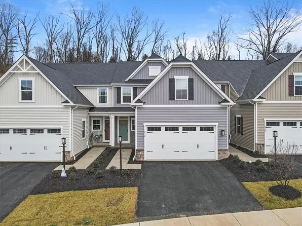 212 Dana Dr, Sewickley, PA 15143