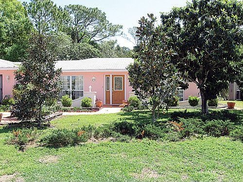 1st image of 7 Courtney Pl
