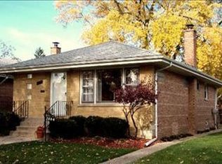 2844 W 99th Pl, Evergreen Park, IL