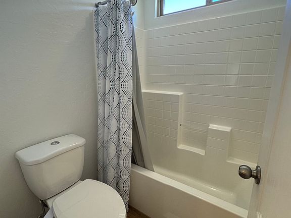 Guests Bath