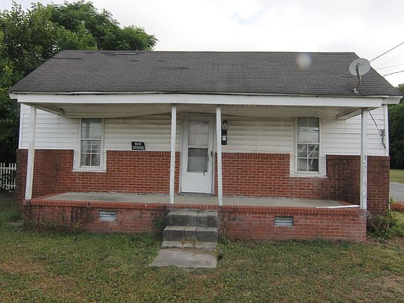 2nd image of 805 Olivia Ln