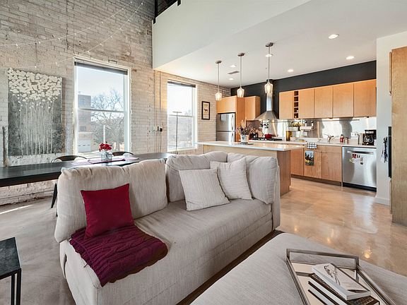 5th image of 7777 Elmwood Ave APT 201