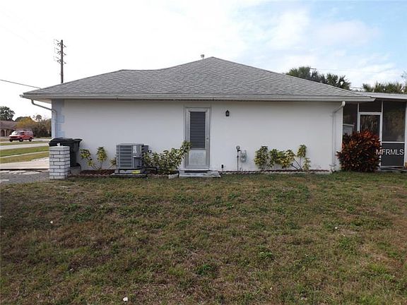 3rd image of 4003 S Biscayne Dr