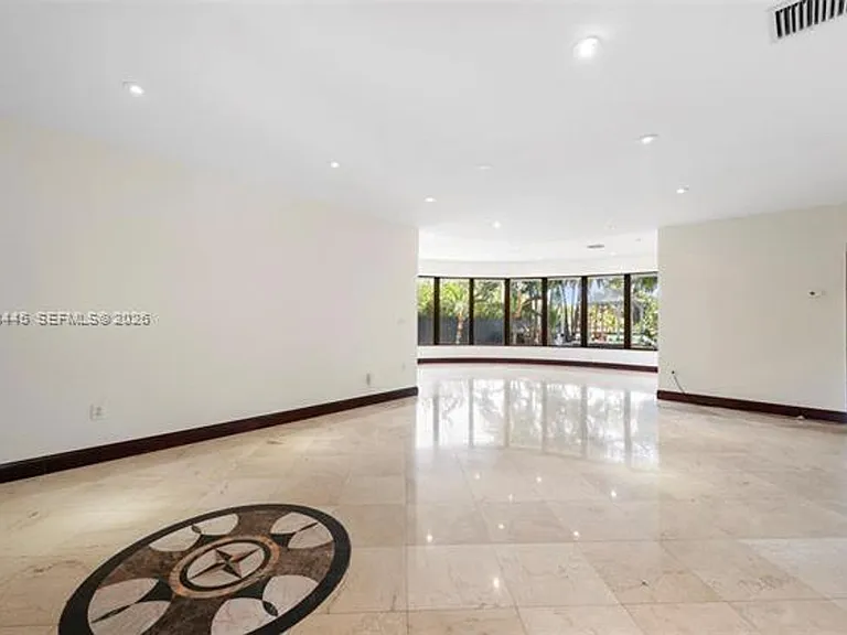 540 S Shore Dr — Photo 26