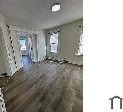 3 bed, $2,050 — Photo 4