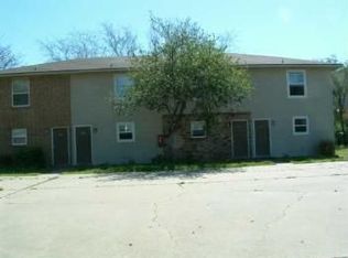 614 N Betty Jo Dr, Fayetteville, AR 72701