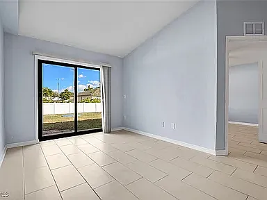 1119 Diplomat Pkwy E — Photo 16