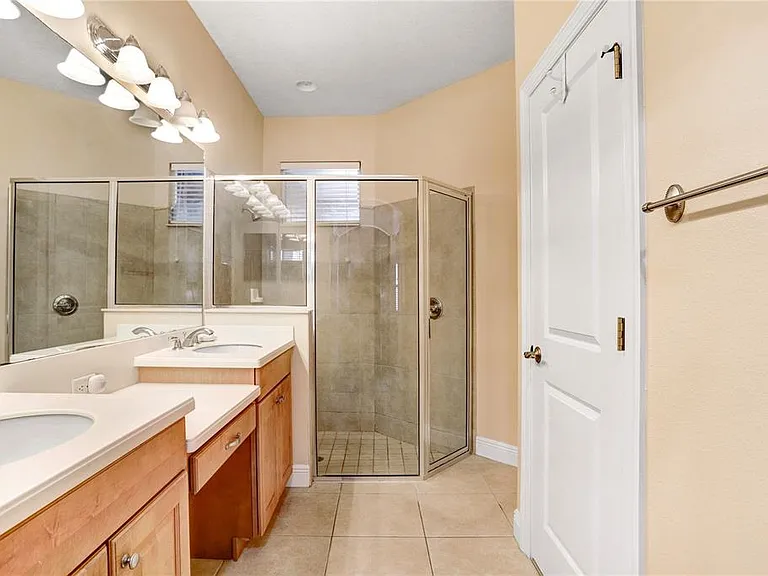 4984 Anniston Cir — Photo 17