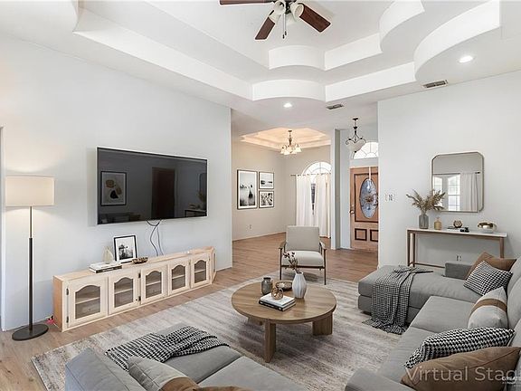 4th image of 2202 Jewel Cir