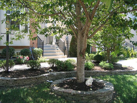 5th image of 7675 Graysons Mill Ln