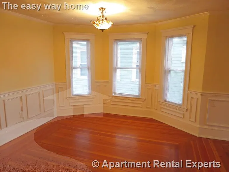 45 Paulina St #2 — Photo 2