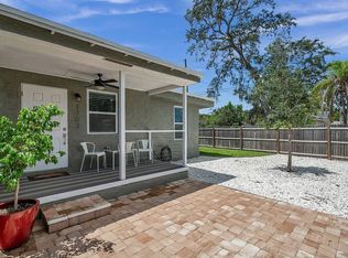 1703 Newark St S, Saint Petersburg, FL 33711