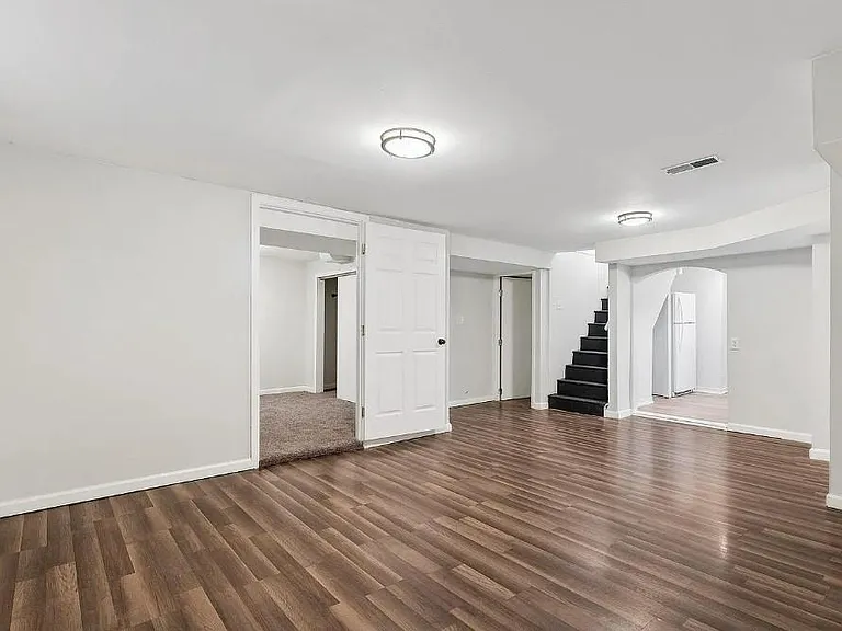 4808 Delaware St — Photo 12