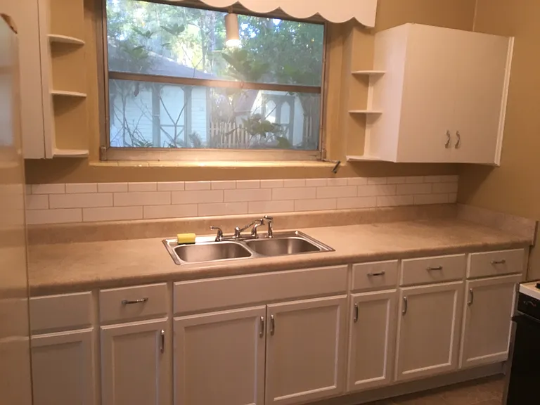 241 NE Tuscawilla Ave — Photo 10