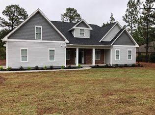 220 Surry Circle Dr N, Pinehurst, NC 28374