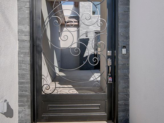 4th image of 3120 Vista Grande Dr NW