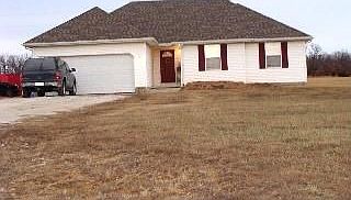2nd image of 42 Heritage Rd