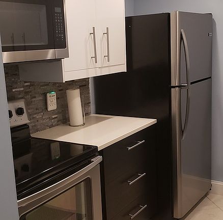 4th image of 4315 Aegean Dr APT 116C
