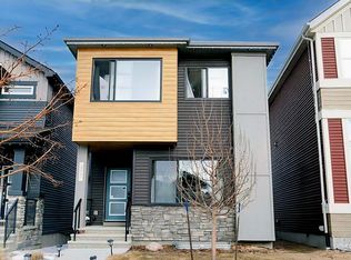 266 Charlesworth Dr SW, Edmonton, AB T6X2P4