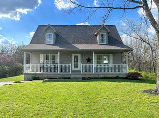469 Oaks Rd, De Mossville, KY 41033