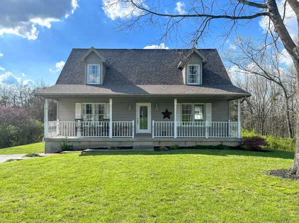 469 Oaks Rd, De Mossville, KY 41033
