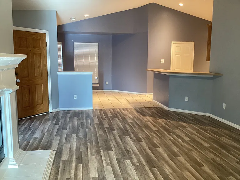 11912 Porcupine Dr — Photo 6
