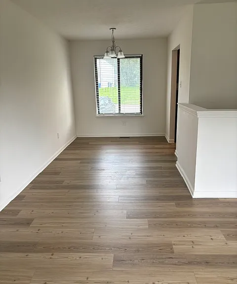 1165 Mount Rushmore Way #B — Photo 11