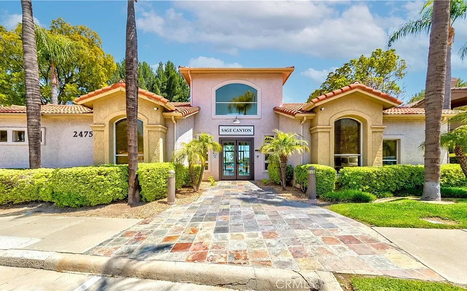 2400 Del Mar Way #207