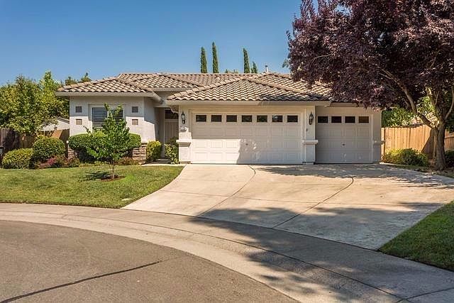 1st image of 225 Kempsford Ct
