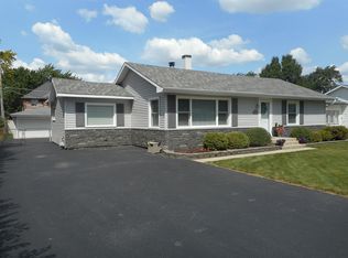 8748 Meade Ave, Oak Lawn, IL