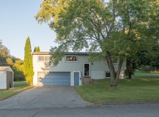 1906 Bear Ct SE, Rochester, MN 55904