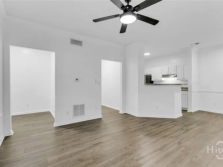 4104 Walden Park Dr — Photo 8