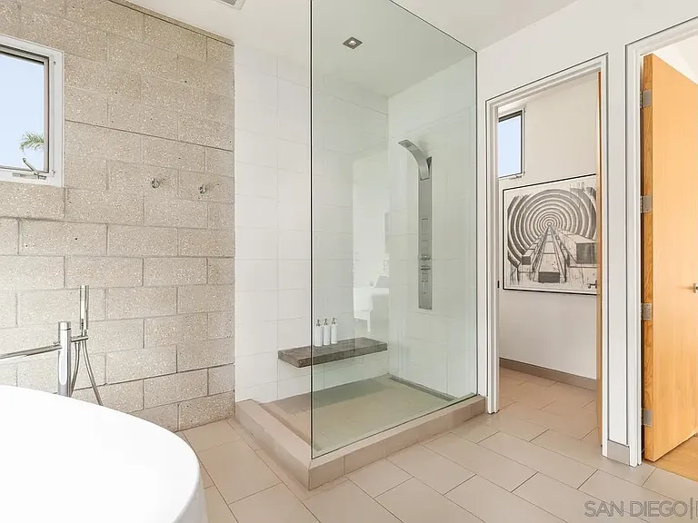 8001 Calle De La Plata — Photo 46